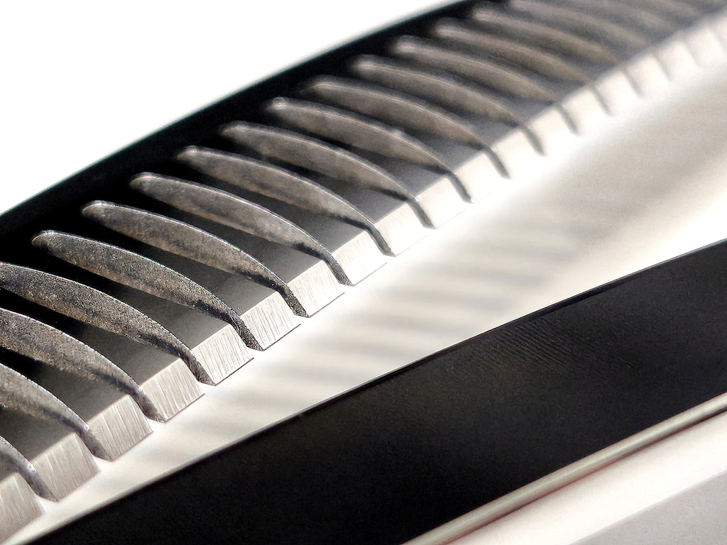 Zora Pet Grooming Curved Blender Shear - Model A-7533C