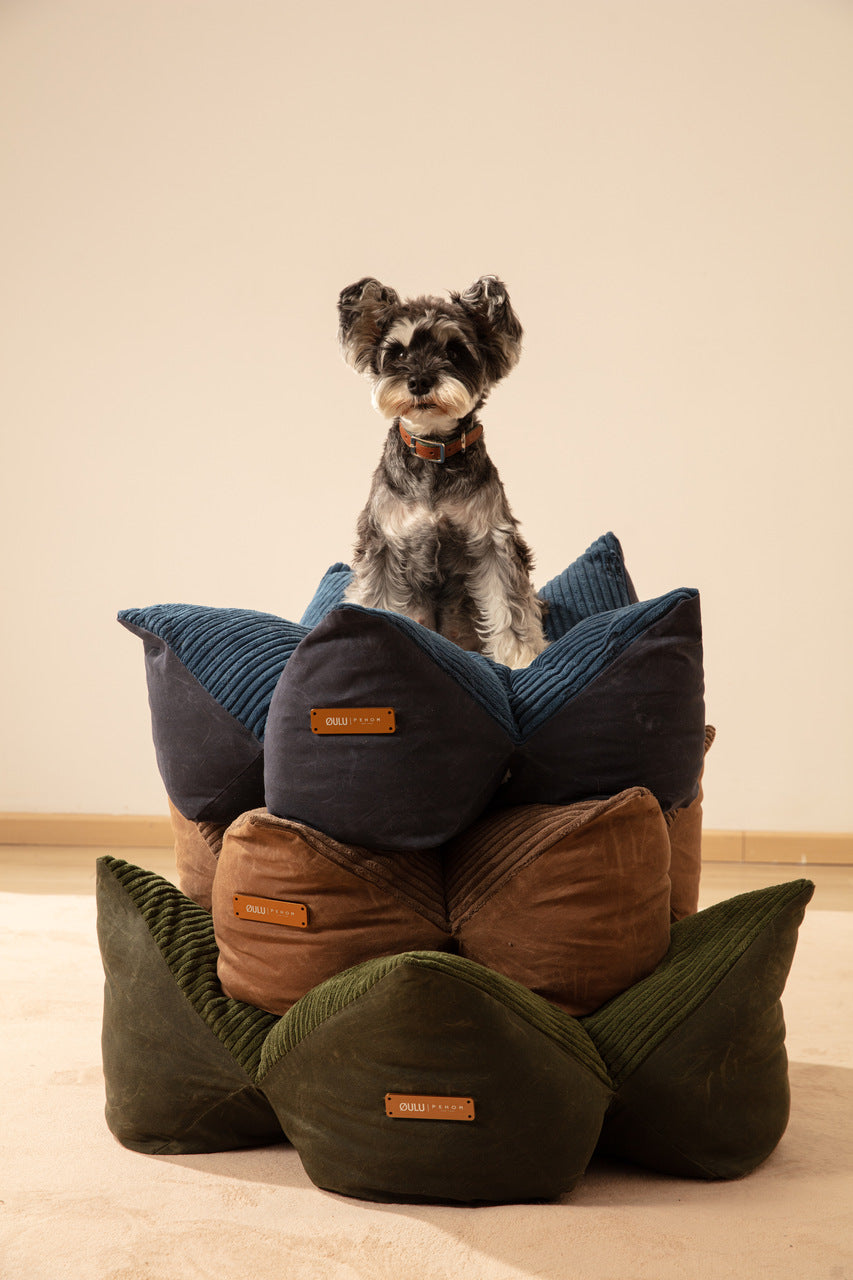 OULU X PEHOM - CUDDLE PET PILLOW BED- Navy Blue / Olive Green / Canyon Brown